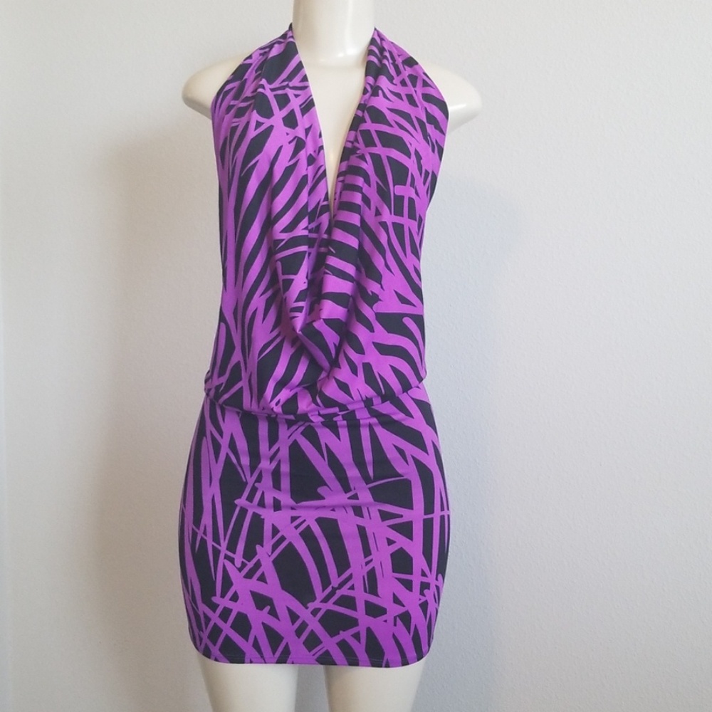 NWT Open Back Deep Cleavage Sexy Mini Dress MEDIUM